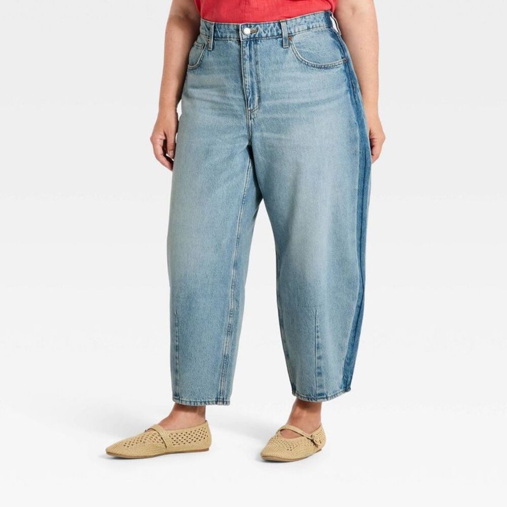 Women's Side Seam High-Rise Easy Barrel Jeans - Universal Thread Blue 26